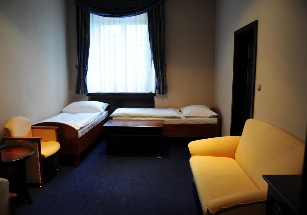 Hotel Fara Rancirov Jihlava Camera foto