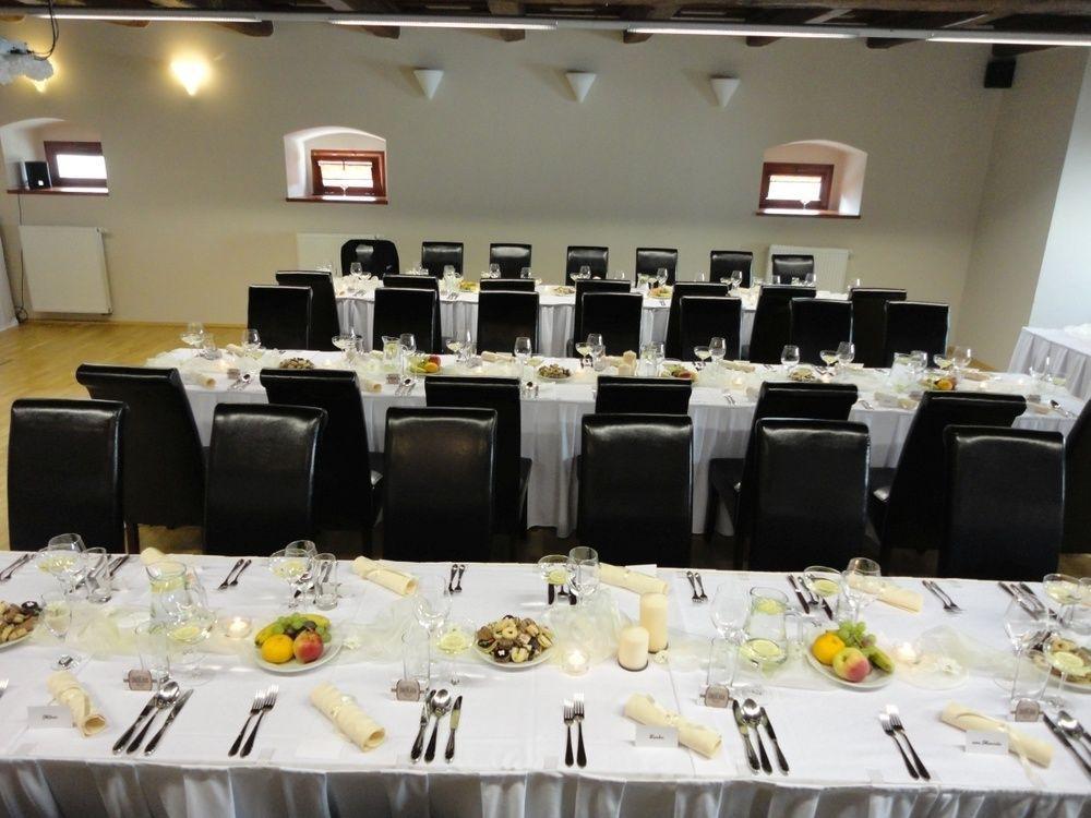 Hotel Fara Rancirov Jihlava Esterno foto